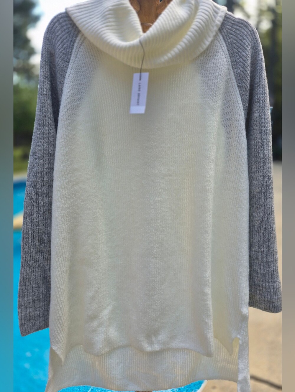 NWT'S Lane Bryant Two-Tone Cowl Neck Sweater in Cream & Gray